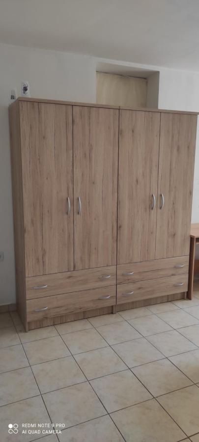Apartment For Holidays In Póla Kültér fotó